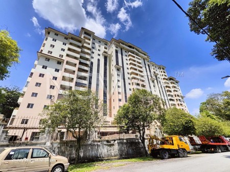 Apartment For Auction at Riviera III