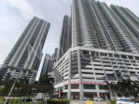 Serviced Residence For Auction at Razak City Residences