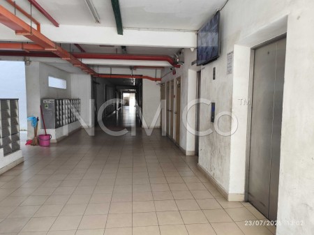 Apartment for Auction