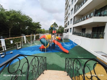 Condo for Auction