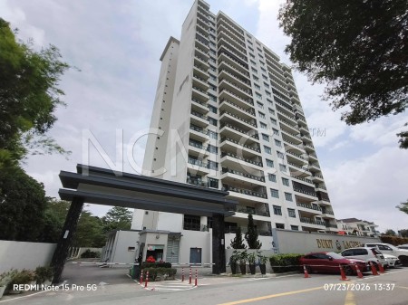 Condo For Auction at Laguna Heights