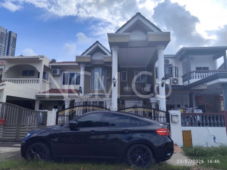 Terrace House For Auction at Taman Desawan