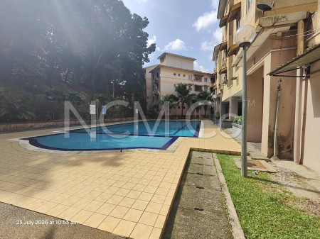 Apartment for Auction