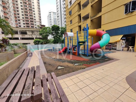 Apartment for Auction