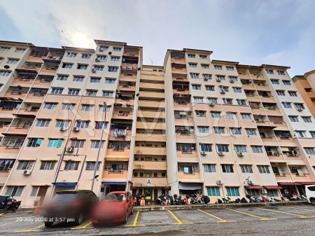 Apartment For Auction at Sri Hijauan
