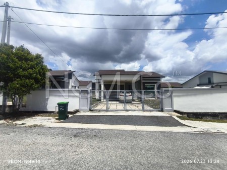 Semi D For Auction at Yarra Park