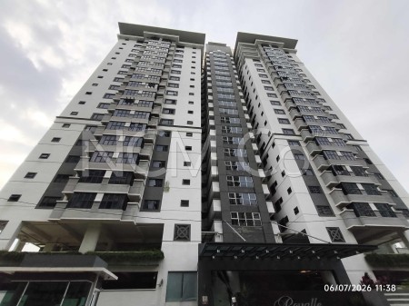 Condo For Auction at Royalle Condominium