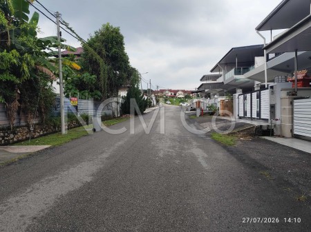 Bungalow House for Auction