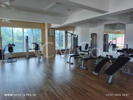 Condo for Auction