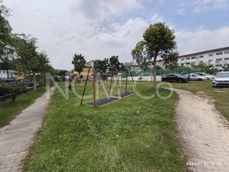 Apartment for Auction