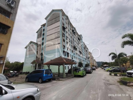 Apartment For Auction at Enggang Apartment