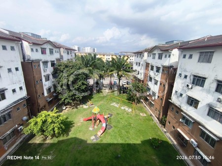 Apartment for Auction
