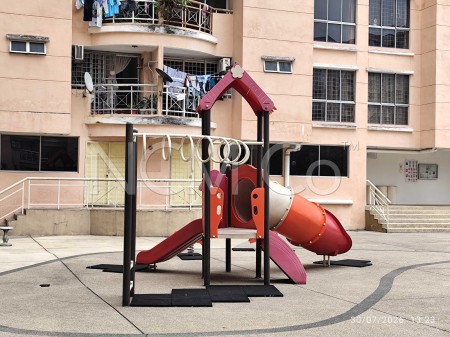 Apartment for Auction