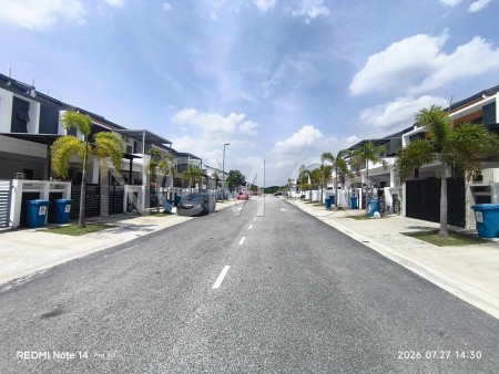 Terrace House for Auction