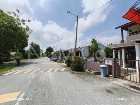 Terrace House for Auction