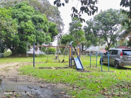 Terrace House for Auction