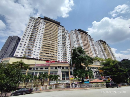 Serviced Residence For Auction at Putra Majestik