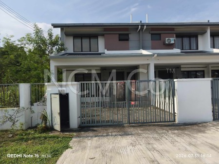 Terrace House For Auction at M Aruna