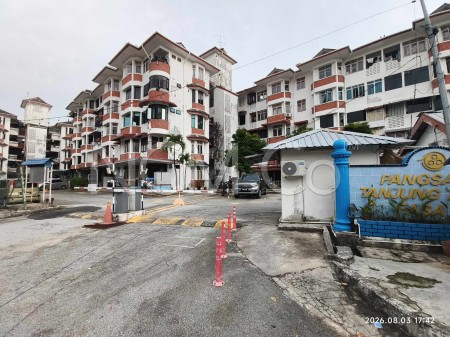Flat For Auction at Flat Uda