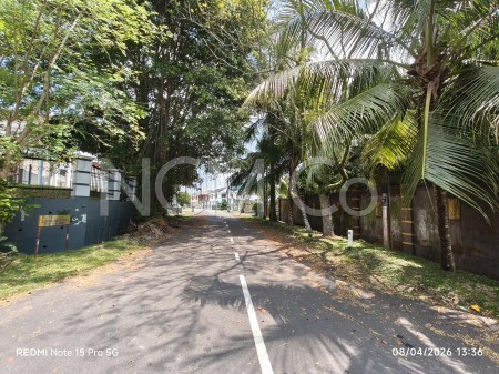 Bungalow House for Auction
