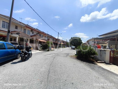Terrace House for Auction