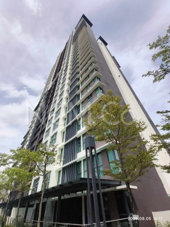 Apartment For Auction at Hillcrest Height