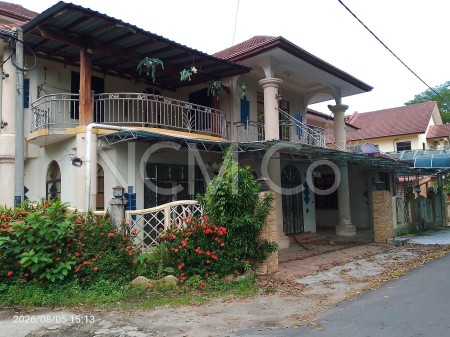Bungalow House For Auction at Wakaf Bharu