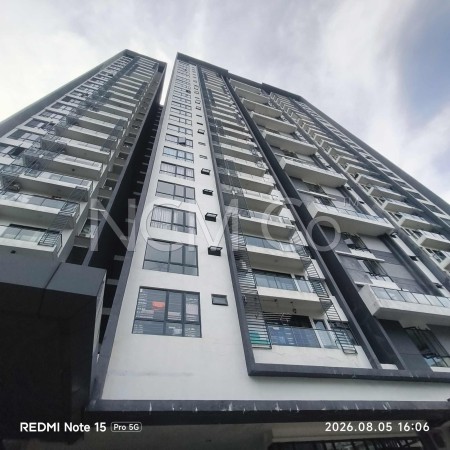 Condo For Auction at 9ine