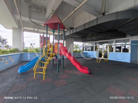 Condo for Auction