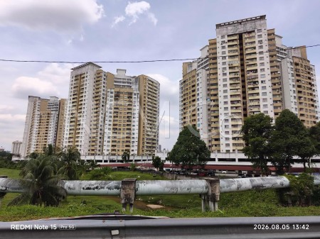 Condo For Auction at Magna Ville