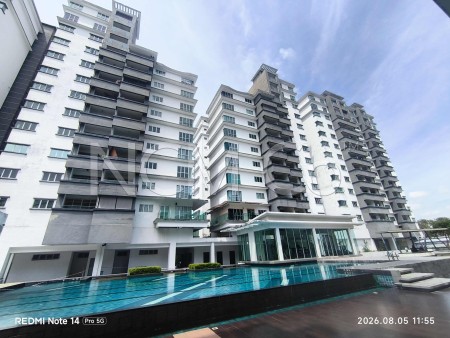 Condo for Auction