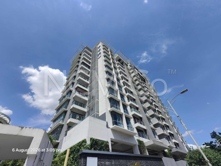 Condo For Auction at Boulevard Residence