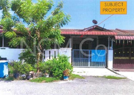 Terrace House For Auction at Taman Banting Baru