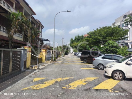 Terrace House for Auction