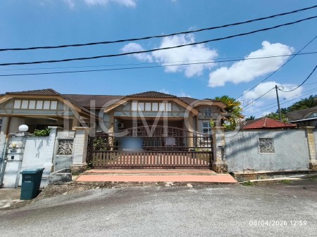 Semi D For Auction at Taman Gambang Damai