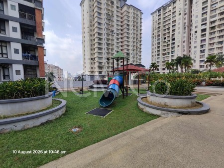 Condo for Auction