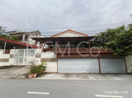 Bungalow House For Auction at Kampung Kastam