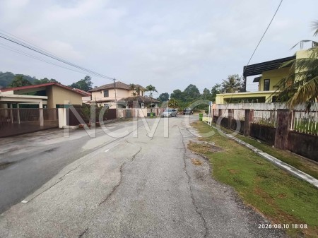 Bungalow House for Auction