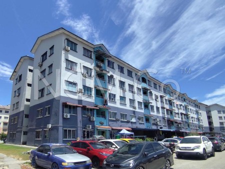 Apartment For Auction at Taman Pendamar Indah 2