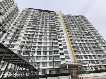 Serviced Residence For Auction at Twin Danga Residence
