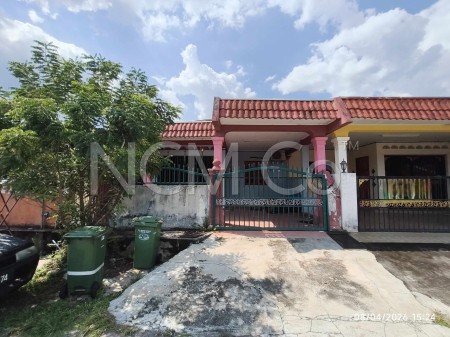 Terrace House for Auction