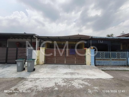 Terrace House For Auction at Taman Universiti