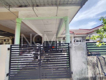 Terrace House For Auction at Taman Menara Maju