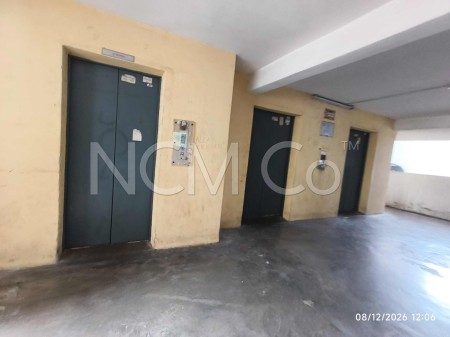 Apartment for Auction