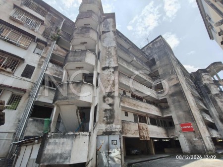 Apartment For Auction at The Astaria
