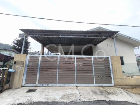 Bungalow House For Auction at Salak South