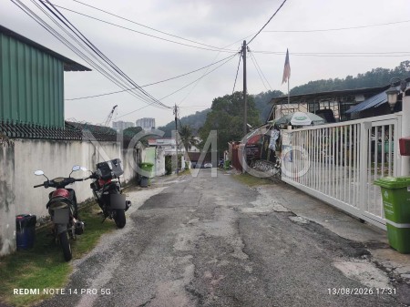 Bungalow House for Auction