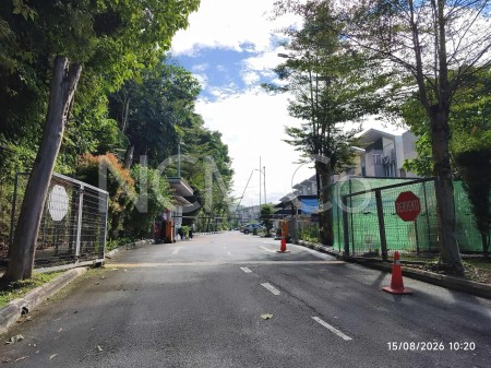 Terrace House for Auction