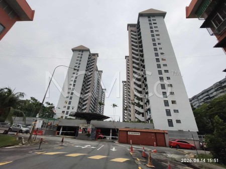 Condo For Auction at Seri Cendekia Condominium