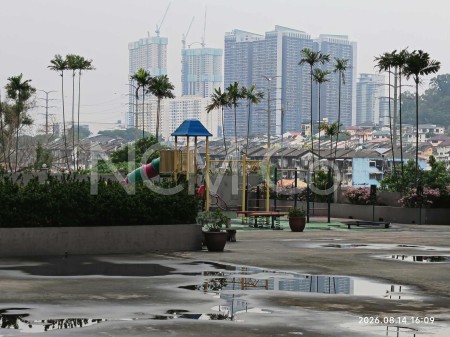 Condo for Auction